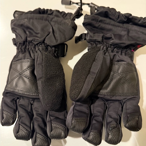 Head Black and Pink Gloves - Picture 2 of 3